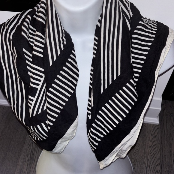 Black and White Striped Geo Square Scarf - Picture 7 of 8